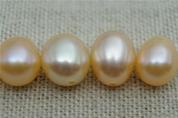 2x Ivory White Teardrop Oval Rice Half-drilled Freshwater Pearls